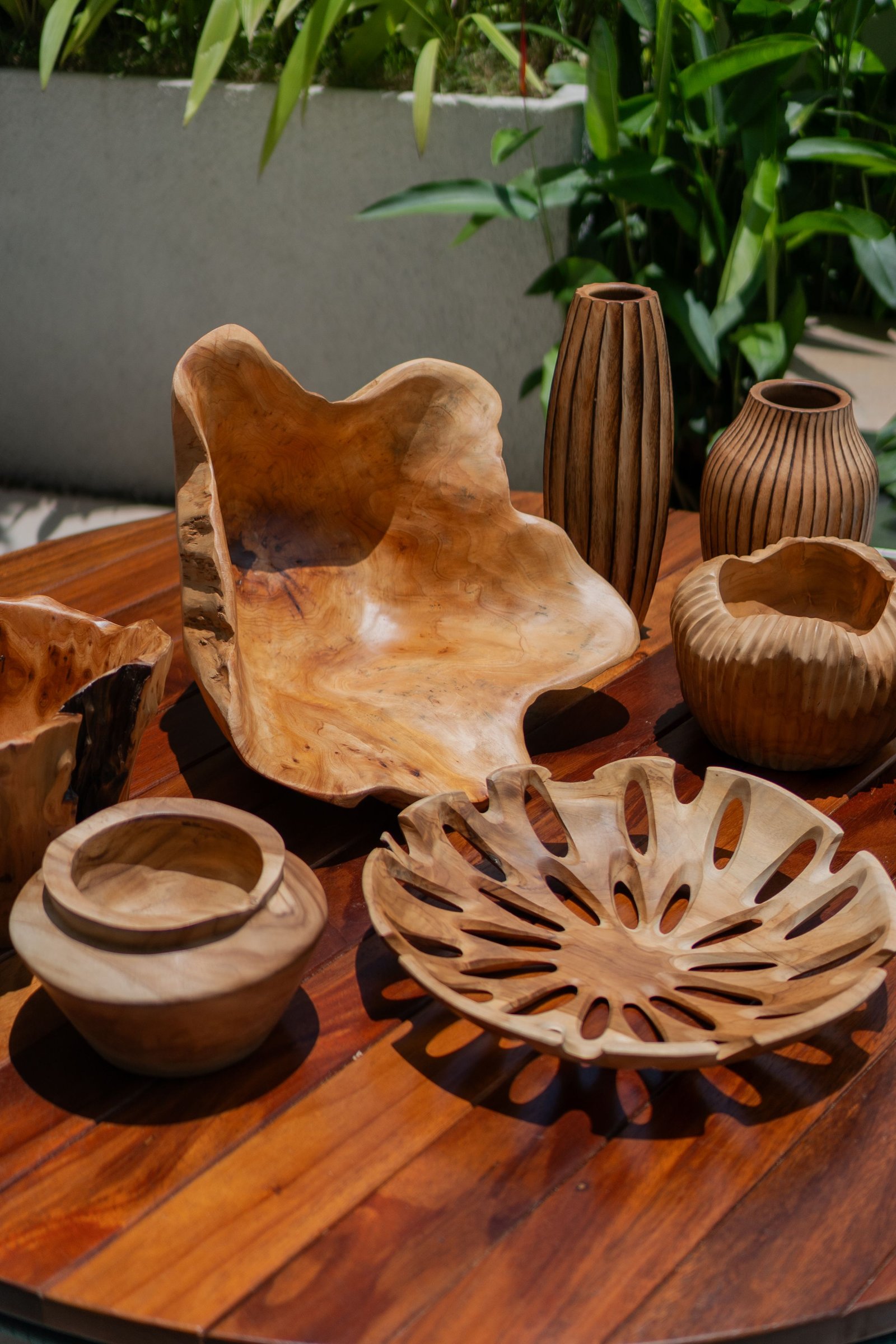 WOODERN DECORATIVE BOWLS image 4